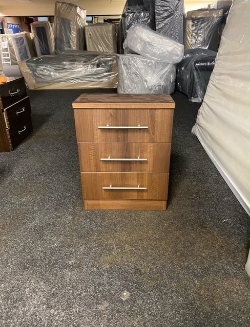 3 Drawers/Bedside Cabinet -  Dark Oak T-handle Rigid (Clearance)